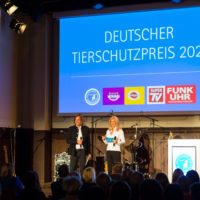 Deutscher Tierschutzpreis 2022 / Berlin, Meistersaal
Foto: Uwe Tölle für FUNK UHR/Super TV, 28.11.2022
Das Copyright liegt bei KLAMBT Programmzeitschriften GmbH und jegliche Nutzung muss im Vorfeld geklärt werden!